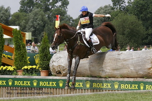 Karin DONCKERS - Charizard (BEL) (8916 visits) KARIN DONCKERS ET CHARIZARD - CICO 3* Aachen 2011 Karin DONCKERS - Charizard (BEL)