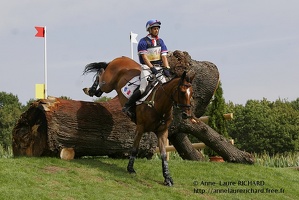 Pascal LEROY - Minos de Petra (35730 visits) PASCAL LEROY ET MINOS DE PETRA - SF par Sioux de Baugy x Garitchou - CICO 3* Aachen 2011 Pascal LEROY - Minos de Petra