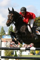 Pilar Lucrecia CORDON - Herald 3 (ESP) (25857 visits) PILAR LUCRECIA CORDON ET HERALD 3 - HOLST par Heraldik x Lorenz - CSIO 5* La Baule 2010 Pilar Lucrecia CORDON - Herald 3 (ESP)
