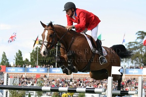 Mario DESLAURIERS - Urico (USA) (25136 visits) MARIO DESLAURIERS ET URICO - KWPN par Zandor Z x Fedor - CSIO 5* La Baule 2010 Mario DESLAURIERS - Urico (USA)