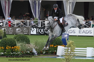 Nick SKELTON & Carlo 273 (GBR) (44632 visits) NICK SKELTON ET CARLO 273 - HOLST par Contender x Cascavelle - GRAND PRIX GLOBAL CHAMPIONS TOUR EADS... Nick SKELTON & Carlo 273 (GBR)