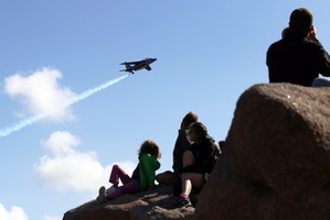 Patrouille de France (12054 visits) Démonstration de la Patrouille de France
Plage du Trestaou - Perros Guirec
Bretagne - Août 2017 Patrouille de France