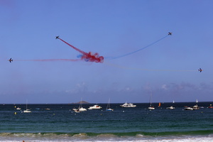 Patrouille de France (12209 visits) Démonstration de la Patrouille de France
Plage du Trestaou - Perros Guirec
Bretagne - Août 2017 Patrouille de France
