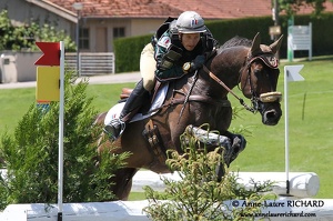 Donatien SCHAULY & Séculaire (14423 visits) DONATIEN SCHAULY ET SECULAIRE - PS par Pistolet Bleu x African Joy - Grand National Vittel 2012 Donatien SCHAULY & Séculaire